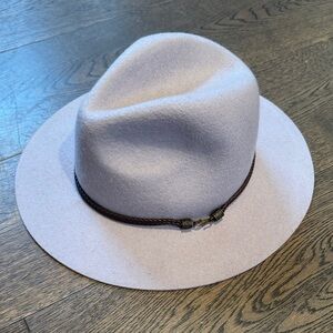 House of Harlow 1960 100% Wool Fedora Style Women's Hat cowgirl light purple